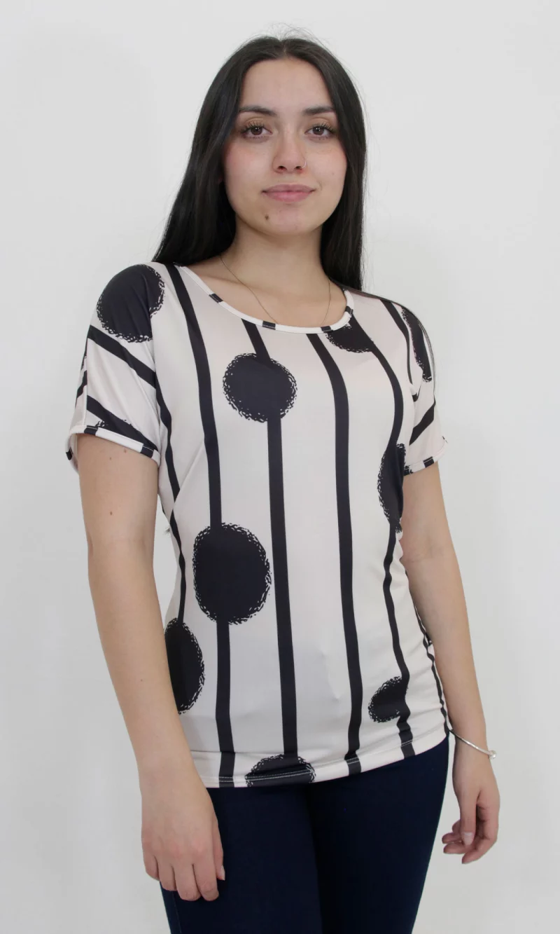 Camiseta mujer manga corta pepas